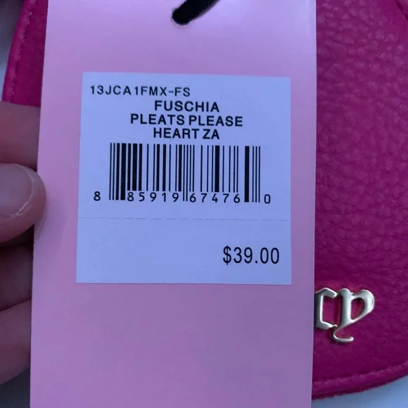 SOLD ON DEPOP Juicy Couture pink heart coin purse wristlet - Picture 7 of 8